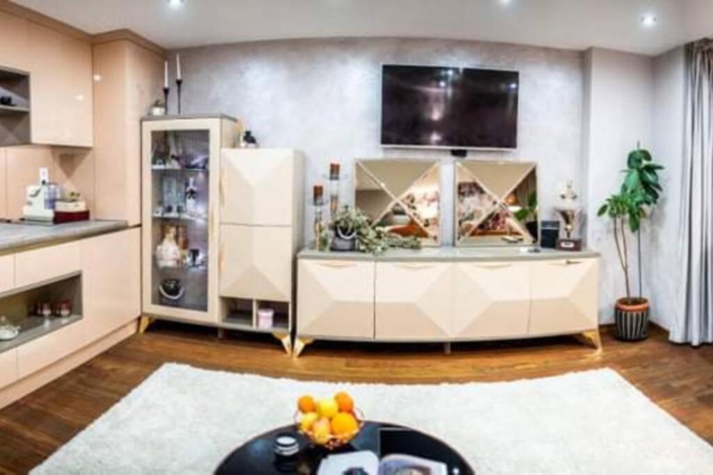 A&K Cozy Art Studio 1 Varna Buitenkant foto